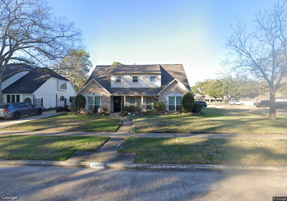1102 Cheshire Ln, Houston, TX 77018 - photo 1
