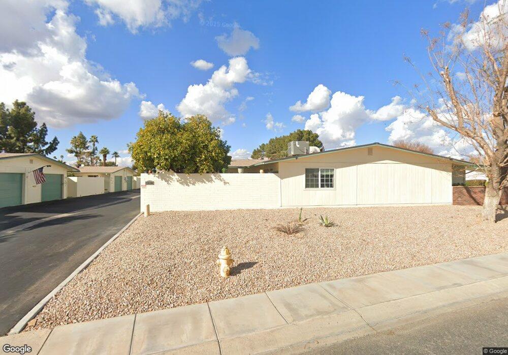 10522 W Highwood Ln, Sun City, AZ 85373 - photo 1