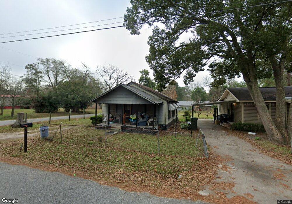 58 Pecan St, Tifton, GA 31794 - photo 1