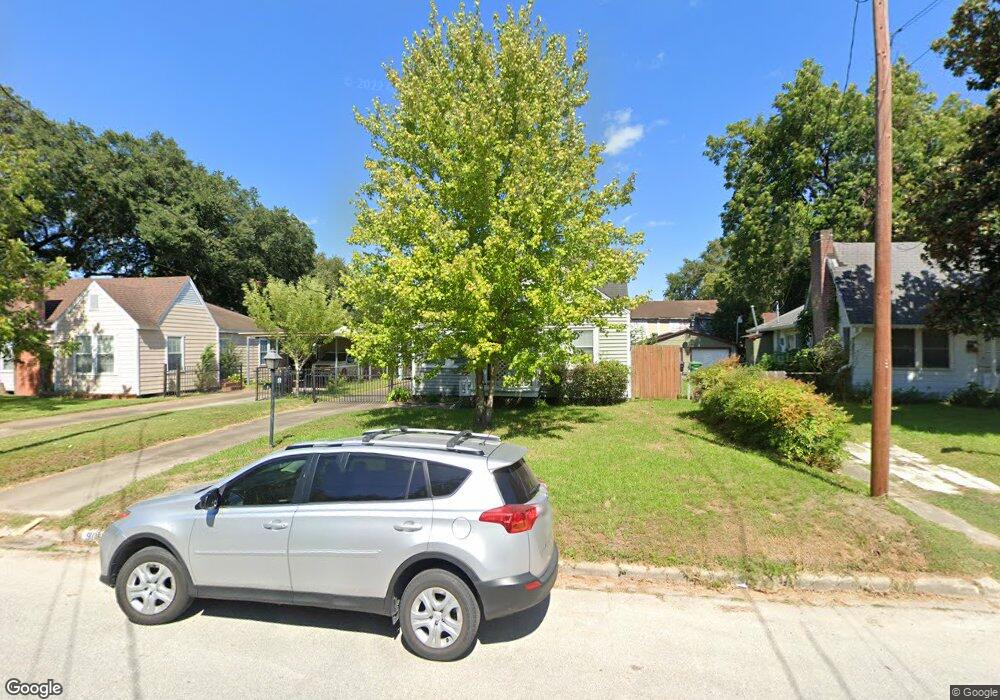 909 Eleanor St, Houston, TX 77009 - photo 1