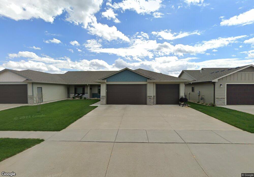 5454 S Woodsedge Trail, Sioux Falls, SD 57108 - photo 1