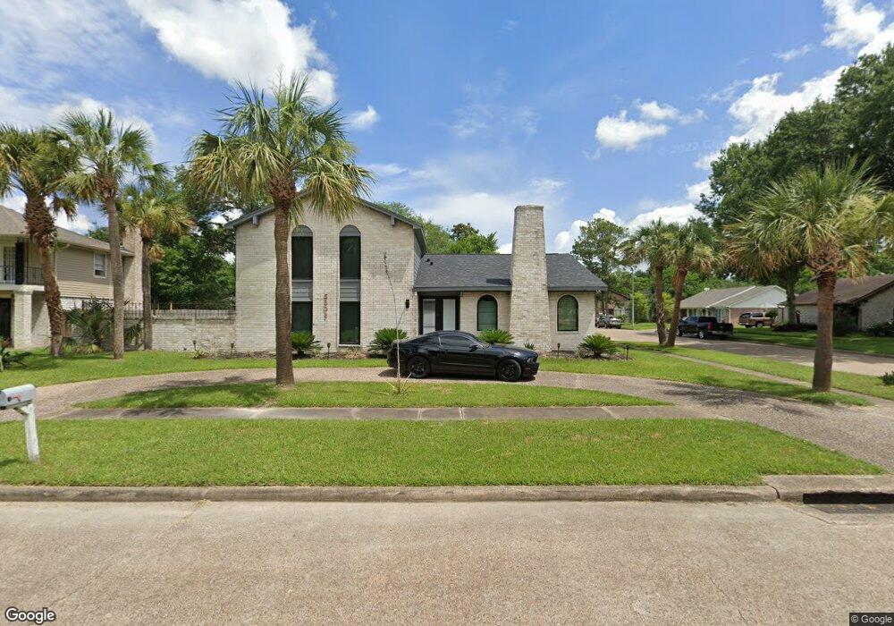 5202 Long Creek Ln, Houston, TX 77088 - photo 1