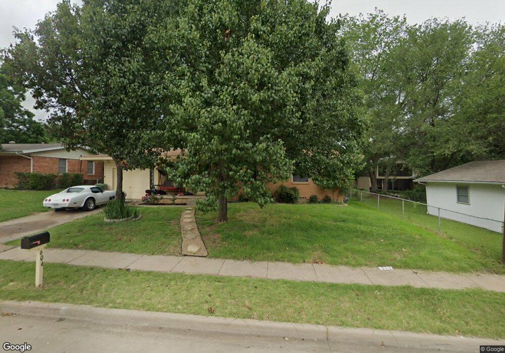 604 Willow St, Hurst, TX 76053 - photo 1
