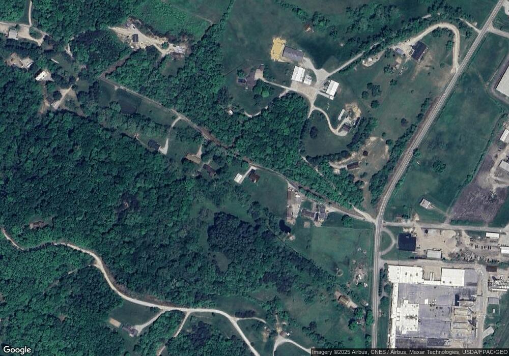 33547 Till Rd, Logan, OH 43138 - photo 1