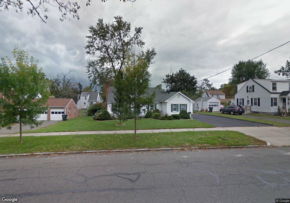 271 Roosevelt Ave, Springfield, MA 01118 - photo 1