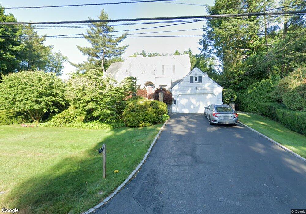 2 Sheridan Rd, Scarsdale, NY 10583 - photo 1