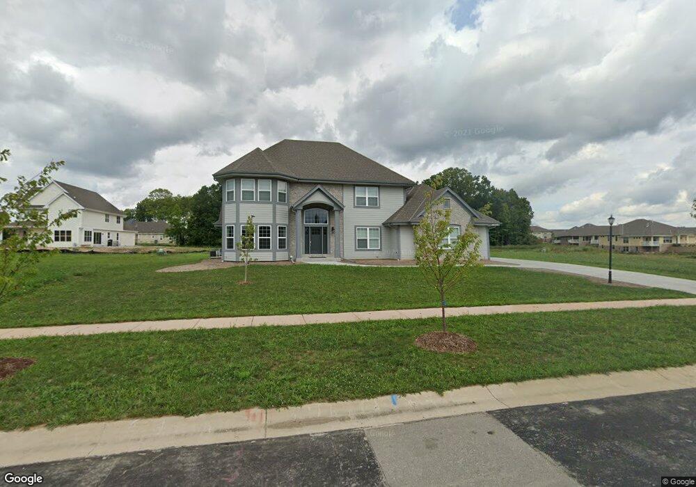 W130N6675 Northfield Dr, Menomonee Falls, WI 53051 - photo 1