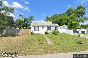 143 Bartlett Dr, Warwick, RI 02886