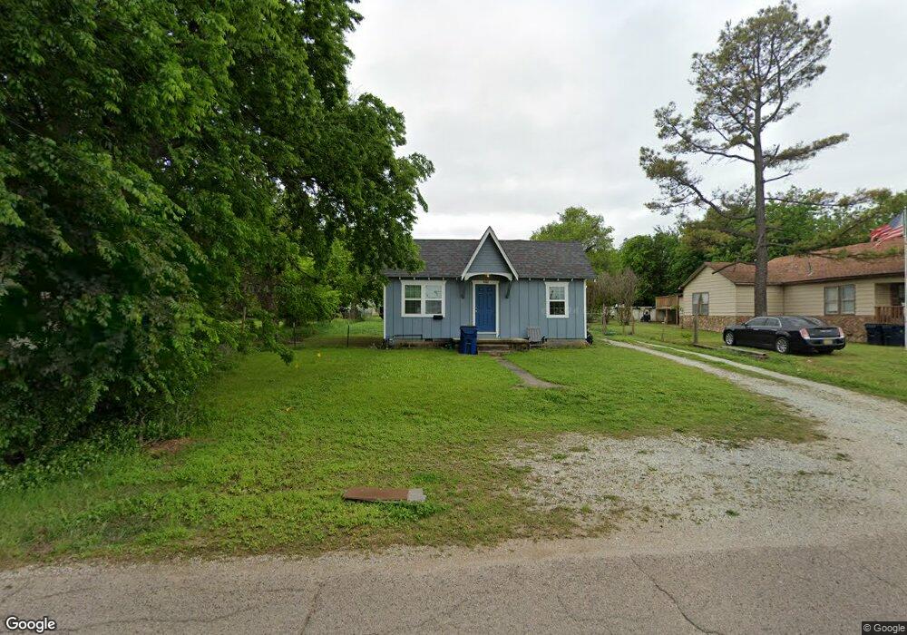 915 E Gardena St, Ada, OK 74820 - photo 1