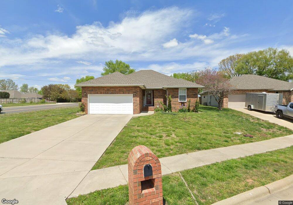 1007 Glen Oaks Dr, Nixa, MO 65714 - photo 1