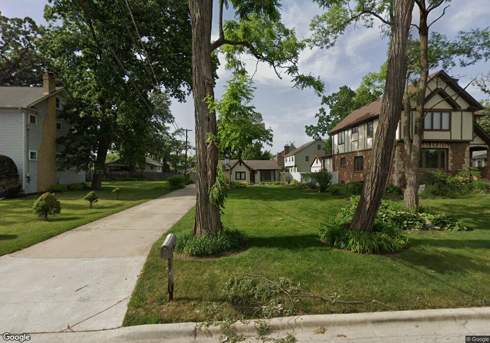 601 W 3rd St, Elmhurst, IL 60126 - photo 1