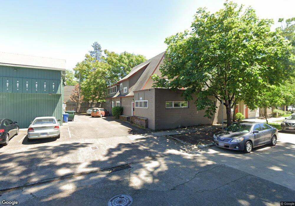 1135 Mill St, Eugene, OR 97401 - photo 1