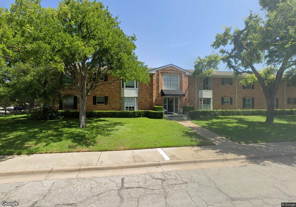 6005 Sandhurst Ln unit C, Dallas, TX 75206 - photo 1