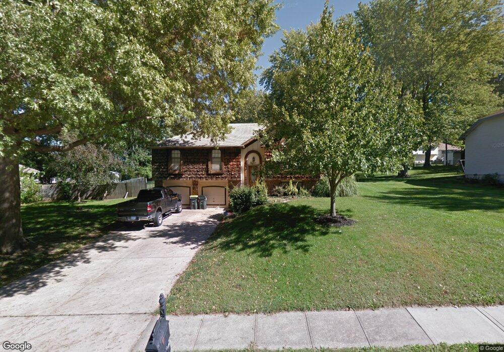 6007 Hauser Dr, Shawnee, KS 66216 - photo 1