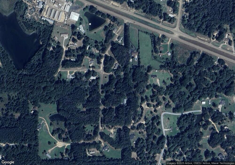 1037 Pinecrest Dr, McComb, MS 39648 - photo 1