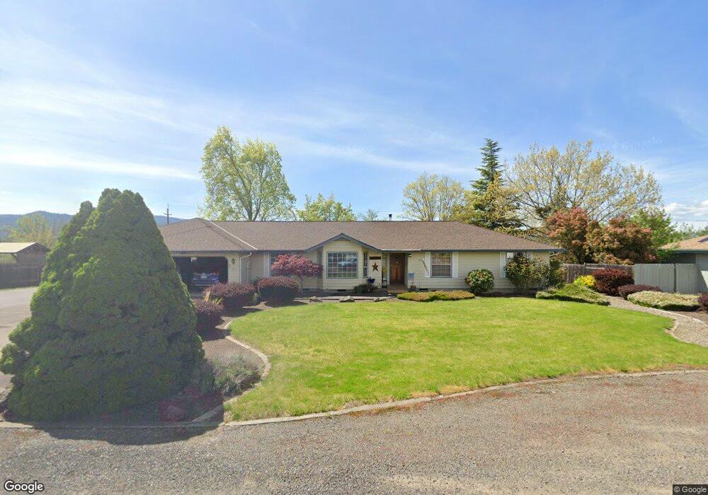 5233 Dobrot Way, Central Point, OR 97502 - photo 1