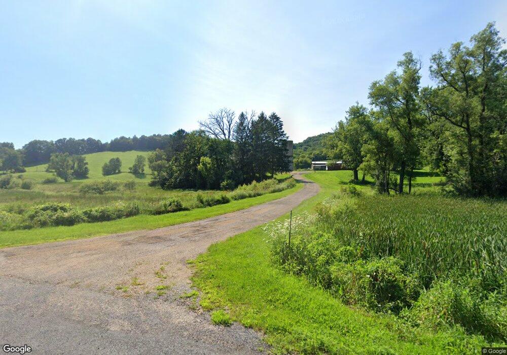 1130 Town Hall Rd, La Crescent, MN 55947 - photo 1