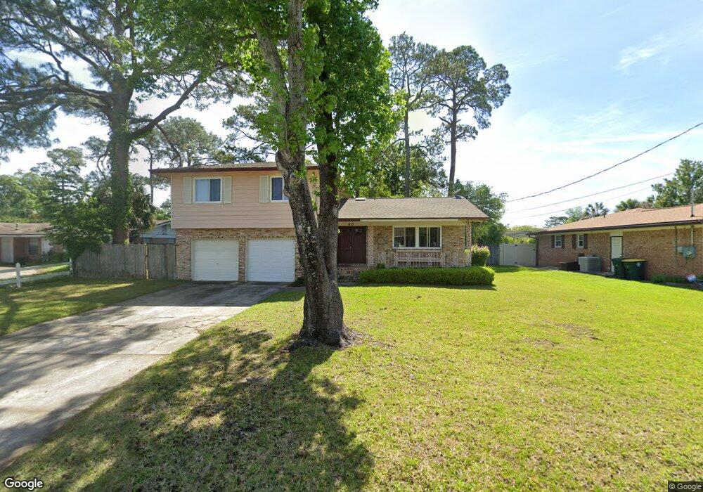 813 Montego Rd E, Jacksonville, FL 32216 - photo 1
