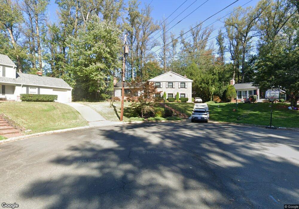 2350 Mallory Ct, Falls Church, VA 22043 - photo 1