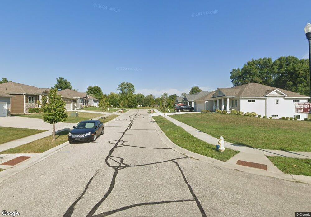 897 Westbrook Dr, Columbus, IN 47201 - photo 1