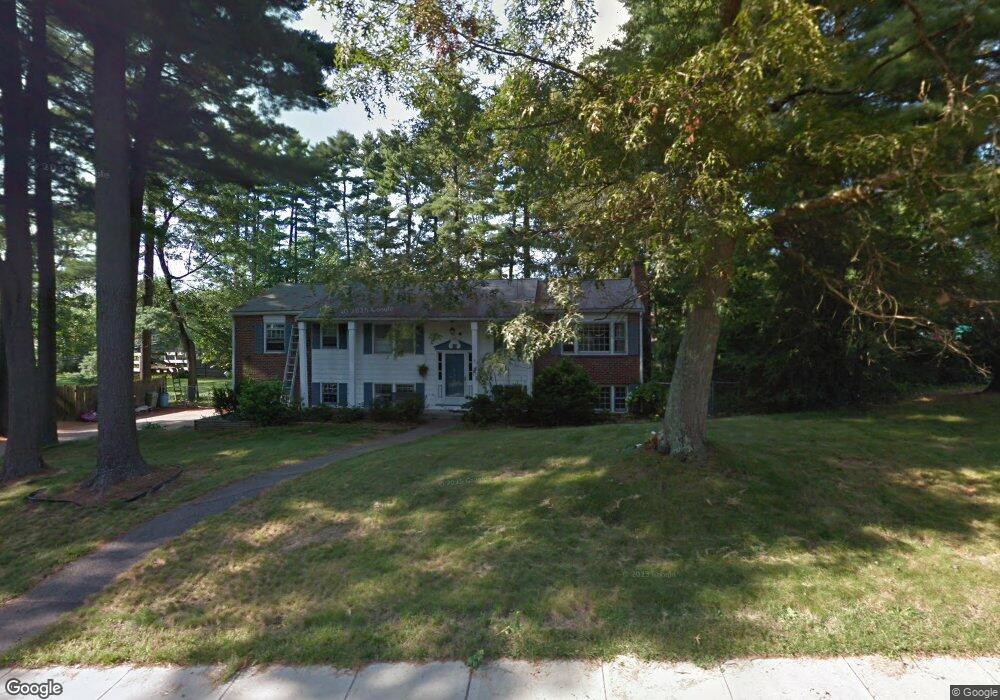 8 Flynn Rd, Franklin, MA 02038 - photo 1