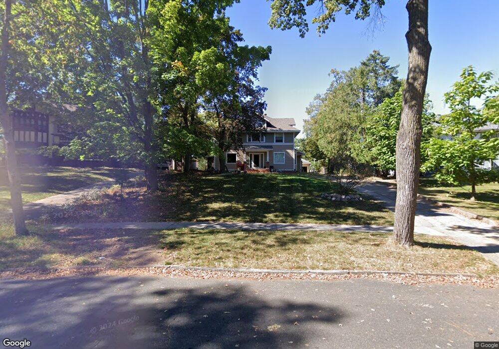 323 Park Cir unit 1, Menomonie, WI 54751 - photo 1