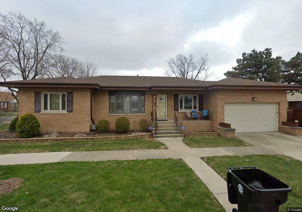 1600 Portsmouth Ave, Westchester, IL 60154 - photo 1