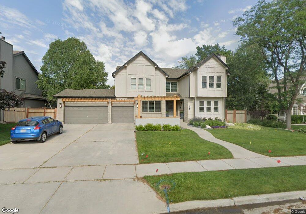 8830 S Summer Meadow Dr, Sandy, UT 84093 - photo 1