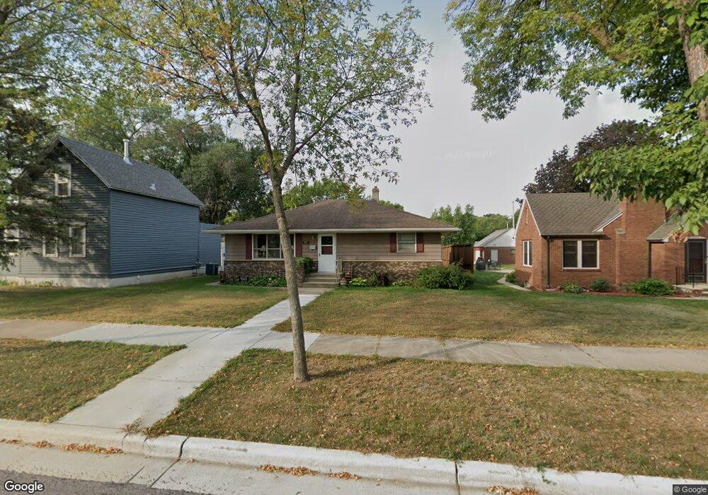 805 N Jefferson St, New Ulm, MN 56073 - photo 1