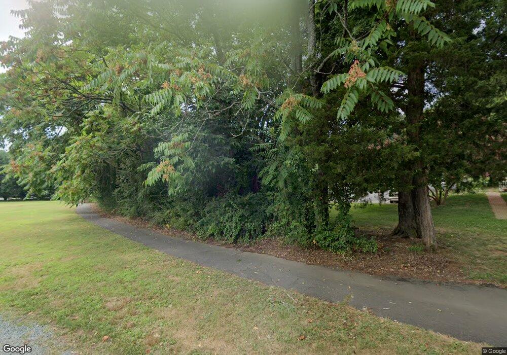 1556 Cool Spring Rd, Charlottesville, VA 22901 - photo 1