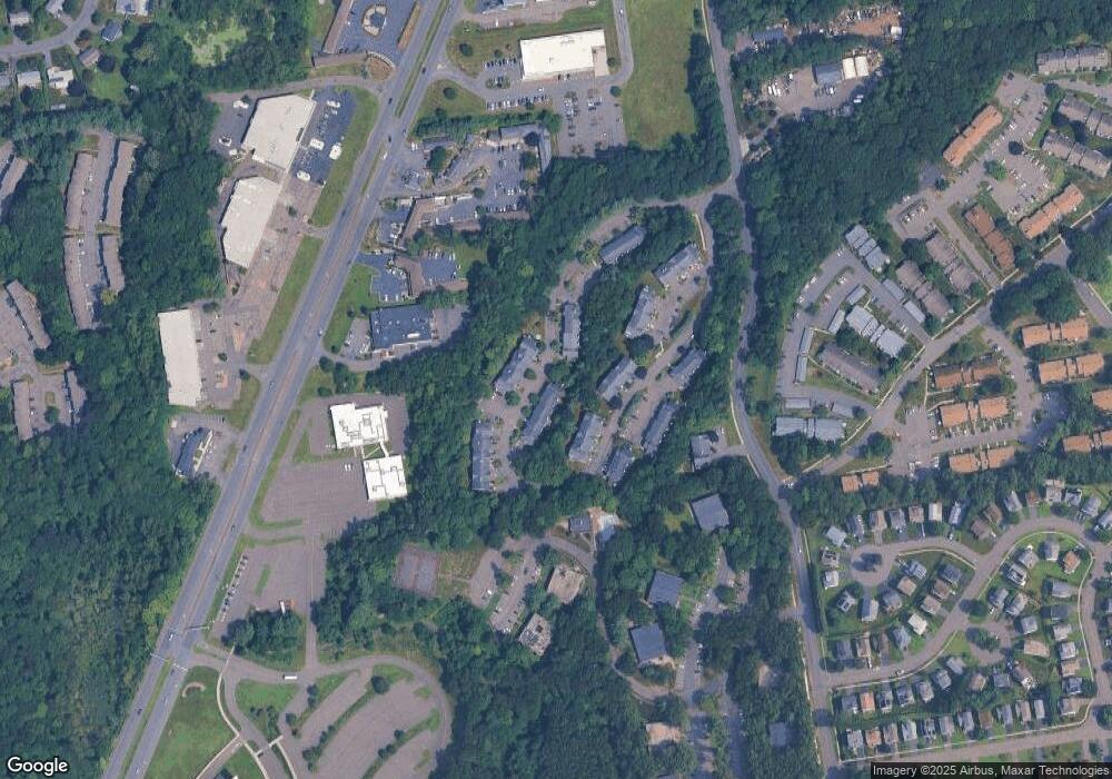 28 Crown Ridge, Newington, CT 06111 - photo 1