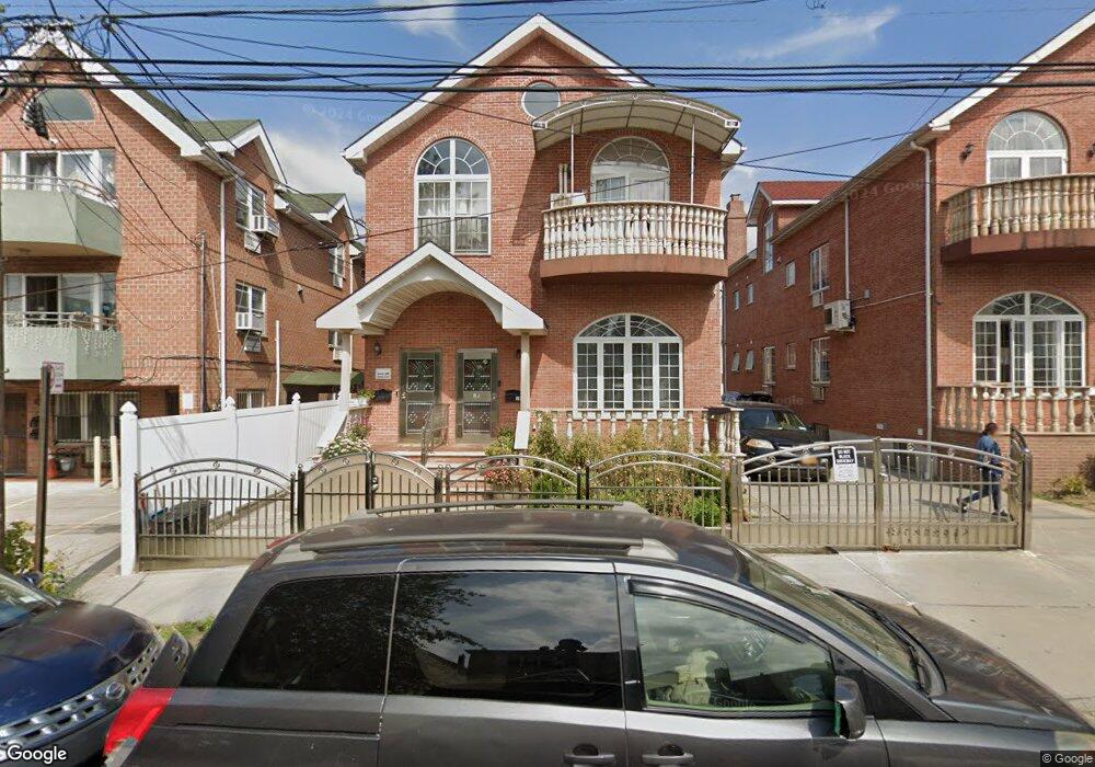 13031 58th Rd, Flushing, NY 11355 - photo 1