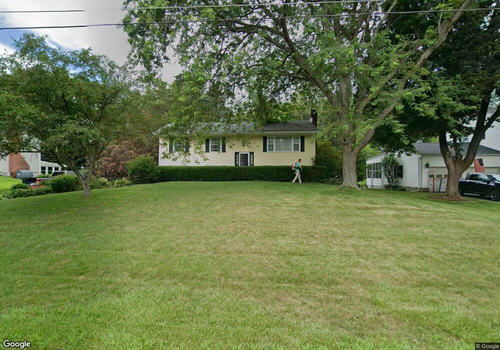 9 Cedar Dr, Rhinebeck, NY 12572 - photo 1