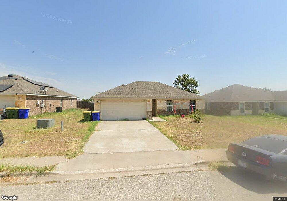 506 Trey, Troy, TX 76579 - photo 1