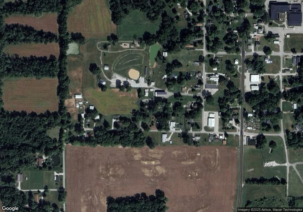 313 W Jefferson St, Edwardsport, IN 47528 - photo 1