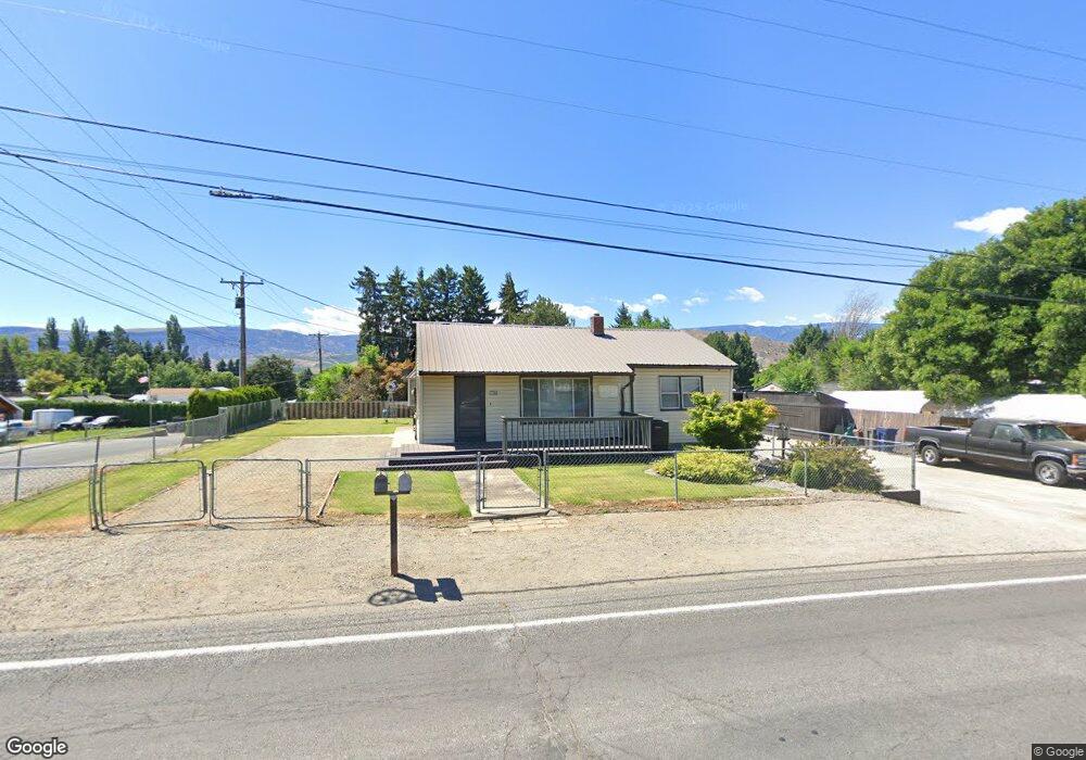 1386 3rd St NE, East Wenatchee, WA 98802 - photo 1