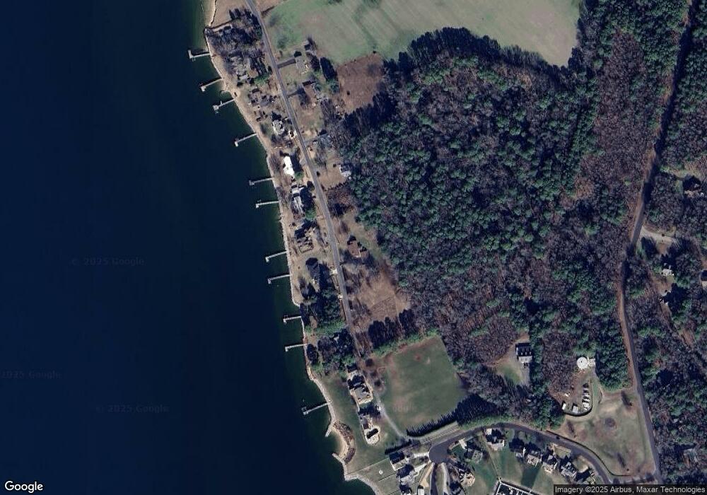 17804 River Shore Dr, Tall Timbers, MD 20690 - photo 1