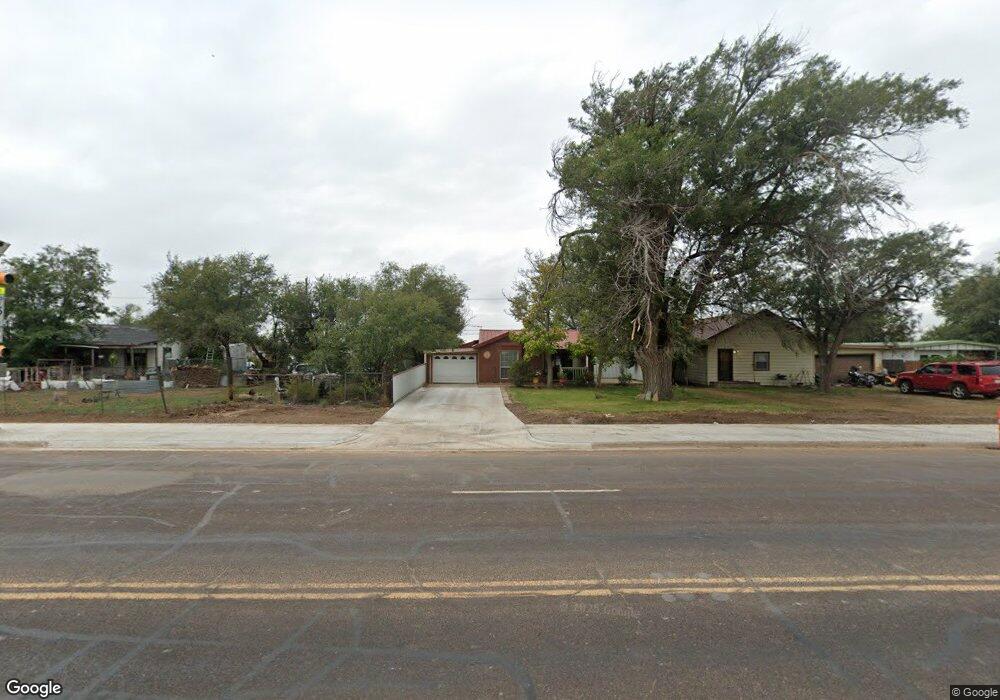 817 N Maddox Ave, Dumas, TX 79029 - photo 1
