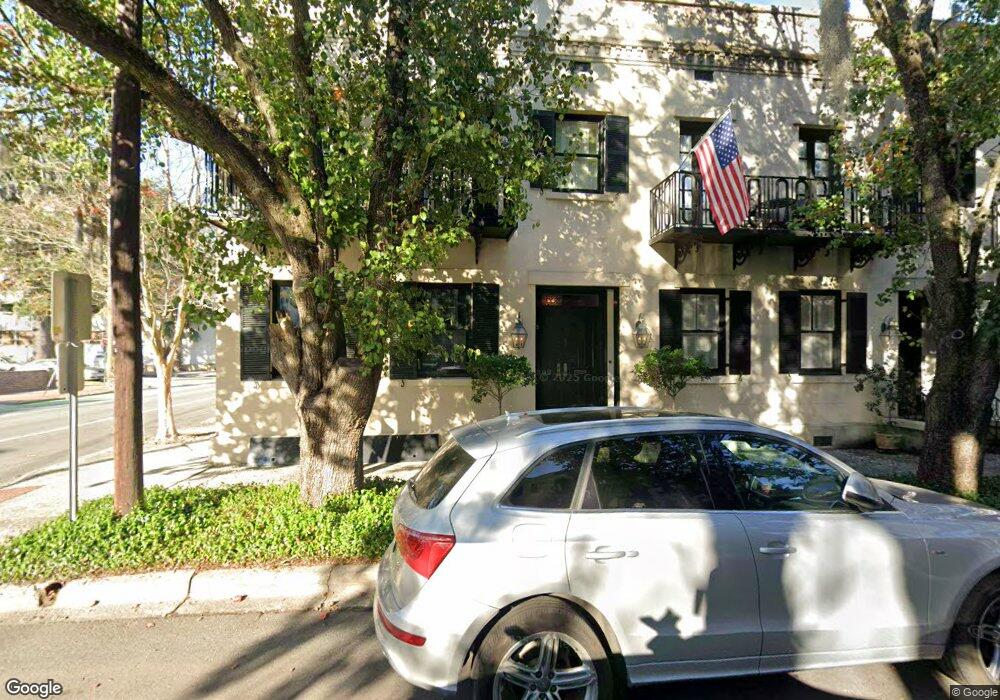 302 E Charlton St, Savannah, GA 31401 - photo 1