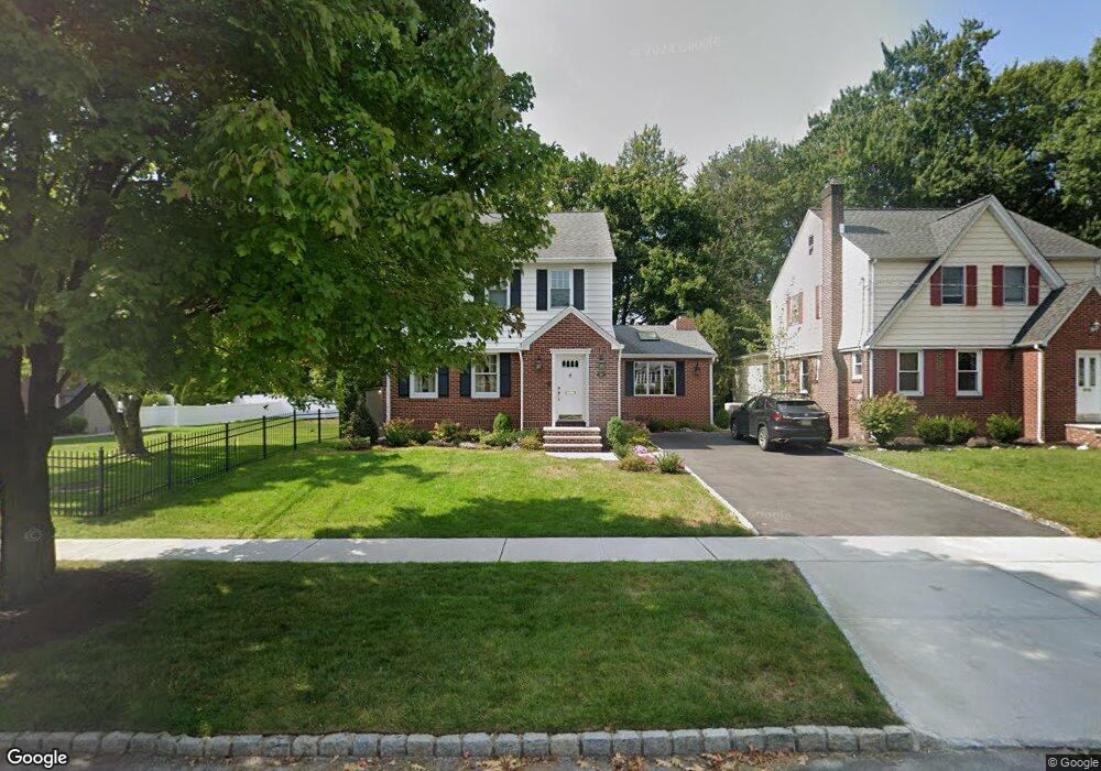 96 Lindbergh Blvd, Bloomfield, NJ 07003 - photo 1