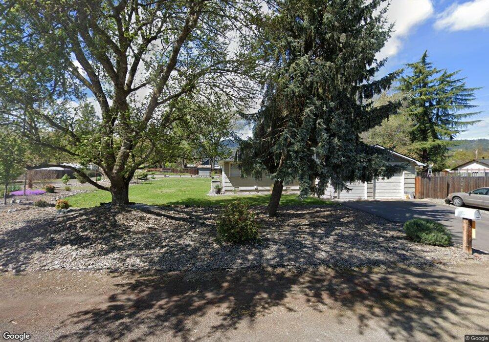 2926 Poplar Dr, Central Point, OR 97502 - photo 1