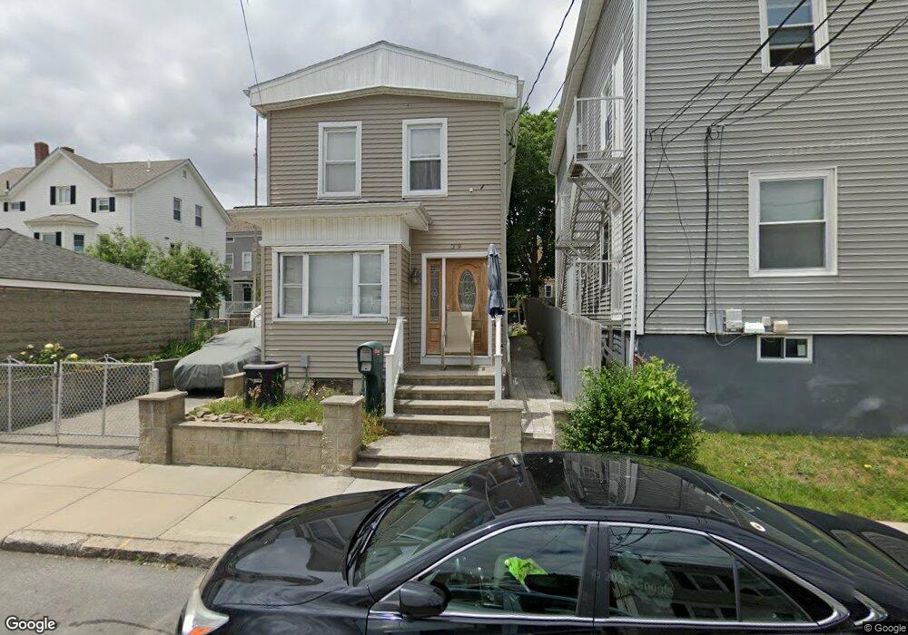39 Carver St, Fall River, MA 02721 - photo 1