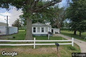 890 S Elm St, Hull, IL 62343