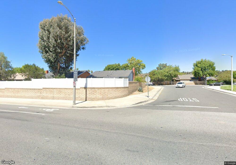 28716 N Garnet Dr, Saugus, CA 91390 - photo 1