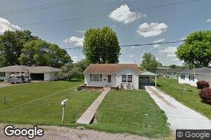 307 E 5th St, Golden, IL 62339