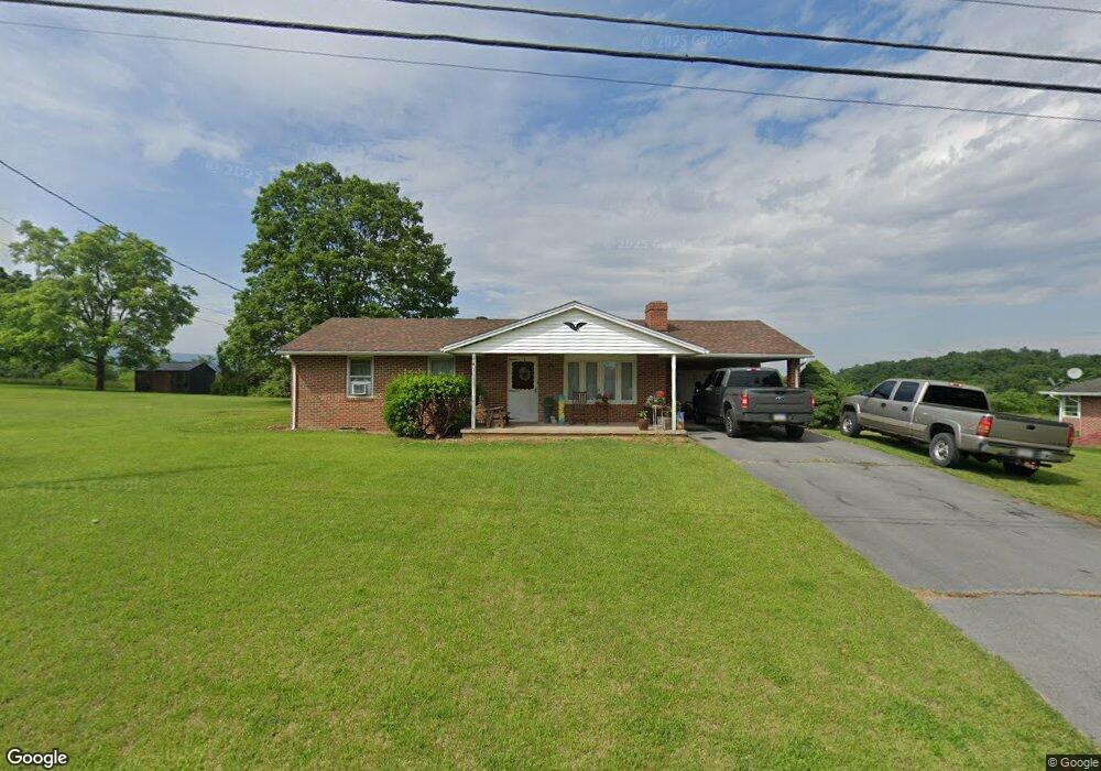 6643 Town Dr, Saint Thomas, PA 17252 - photo 1