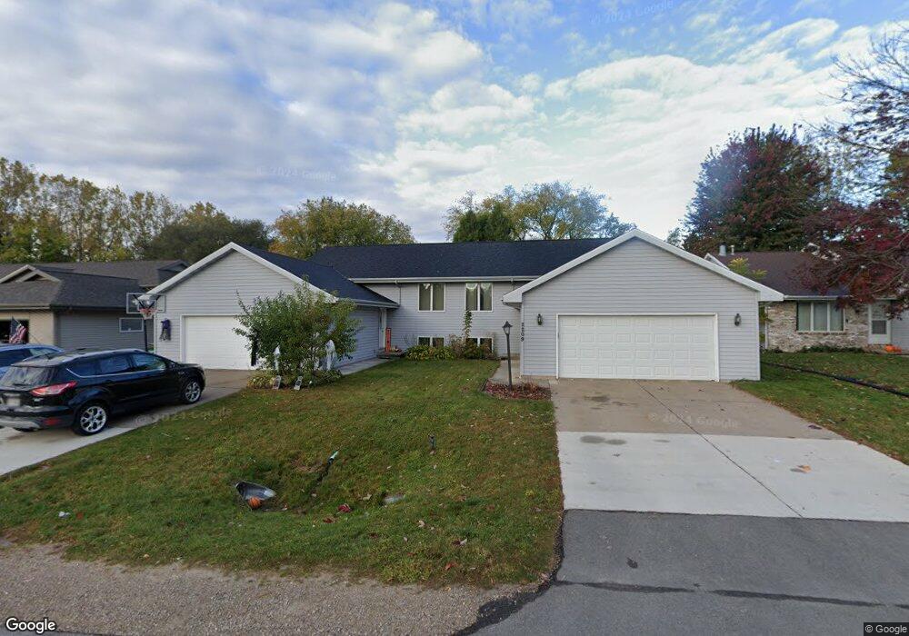 2205 Cloudview Ct, Appleton, WI 54914 - photo 1