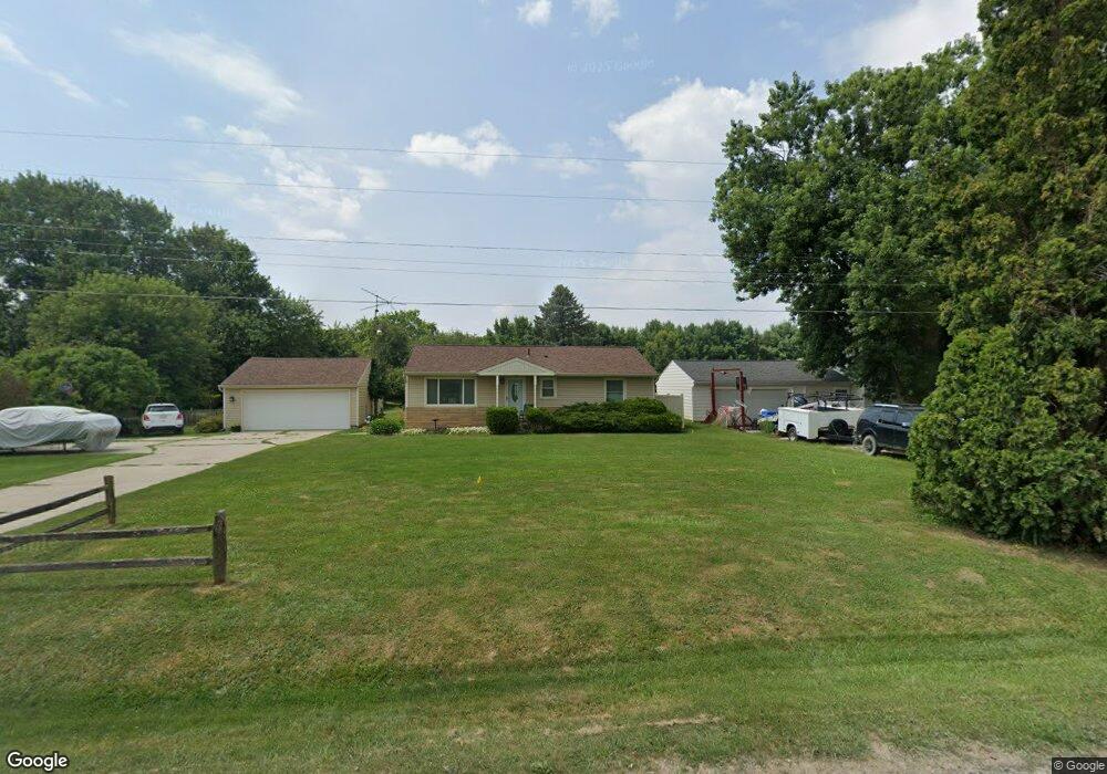3441 N Oak Rd, Davison, MI 48423 - photo 1