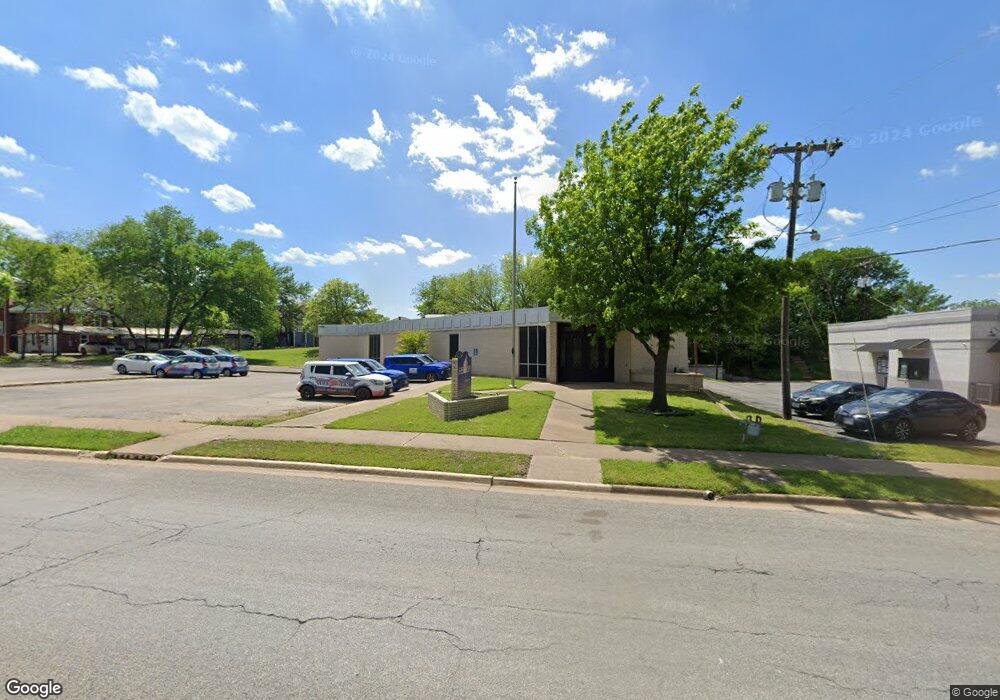 810 N Travis St, Sherman, TX 75090 - photo 1