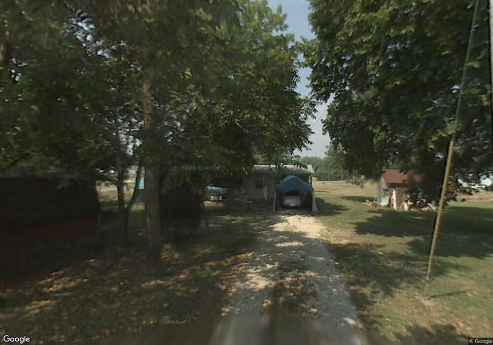 710 W Walnut St, Princeton, IN 47670 - photo 1